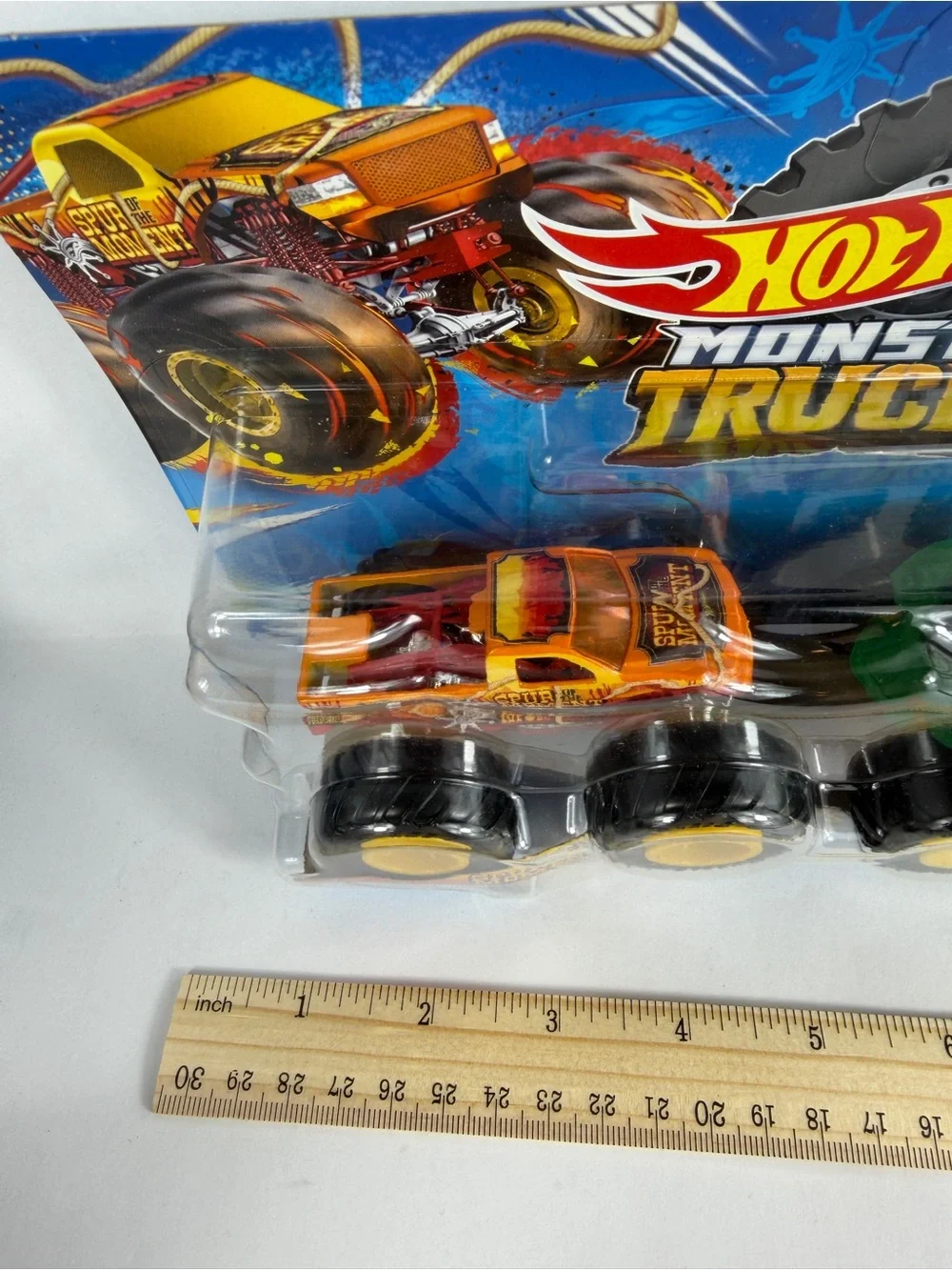 Hot Wheels Monster Trucks Demolition Doubles Spur  Of The Moment & Loco Punk
